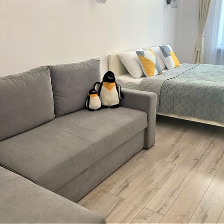 Iris Apartment On Popovich Lviv Dış mekan fotoğraf