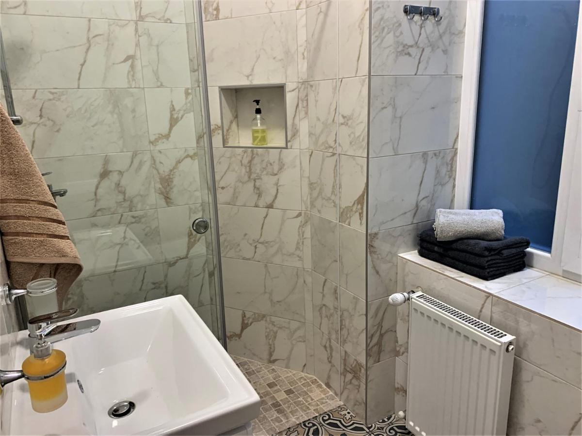 Iris Apartment On Popovich Lviv Dış mekan fotoğraf