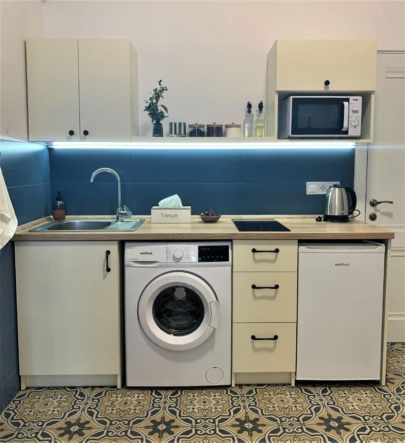 Iris Apartment On Popovich Lviv Dış mekan fotoğraf